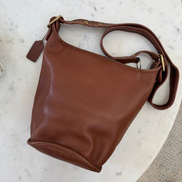 Coach Handbags - Vintage Coach Helen's Legacy Duffle Sac in British Tan